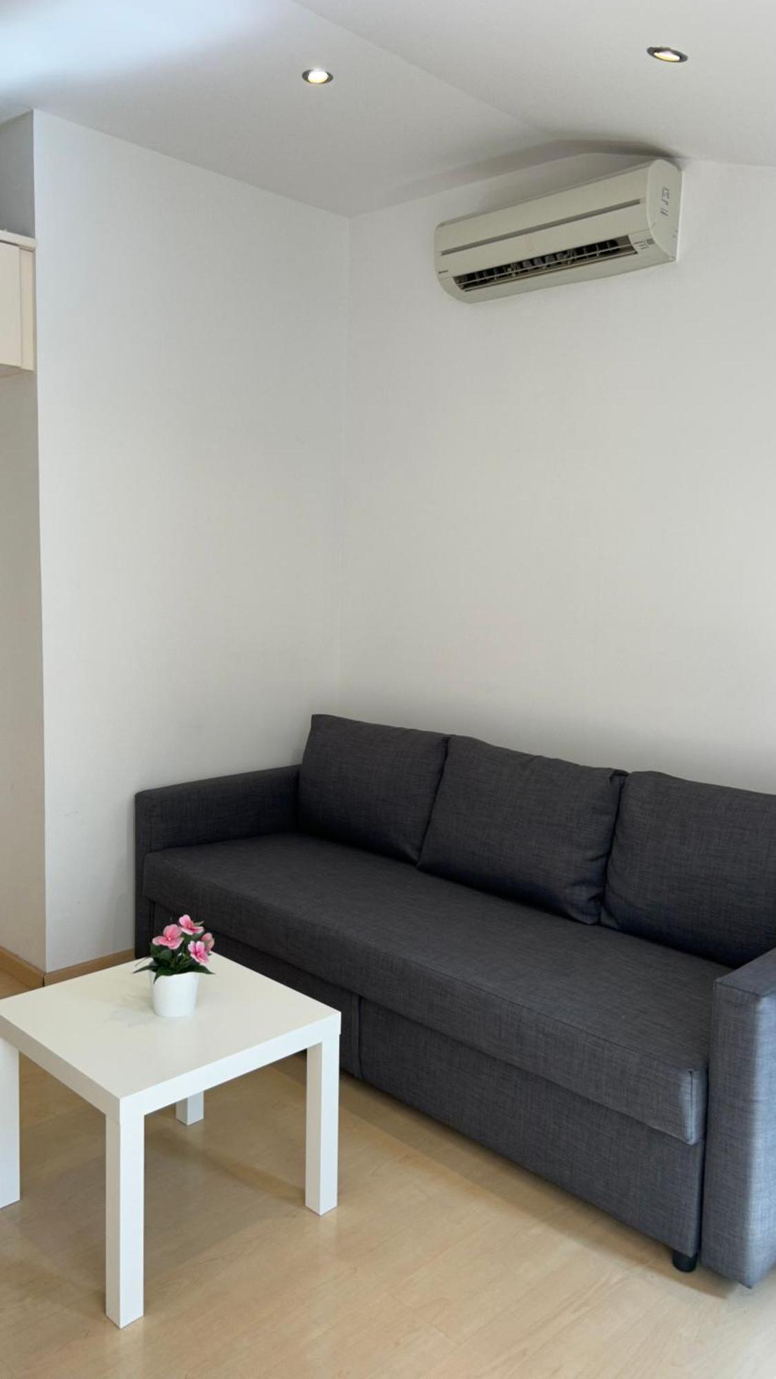 Se Centrico Con Terraza Lejlighed Terrassa Eksteriør billede